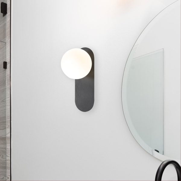 Ping G9 Wall Light Black