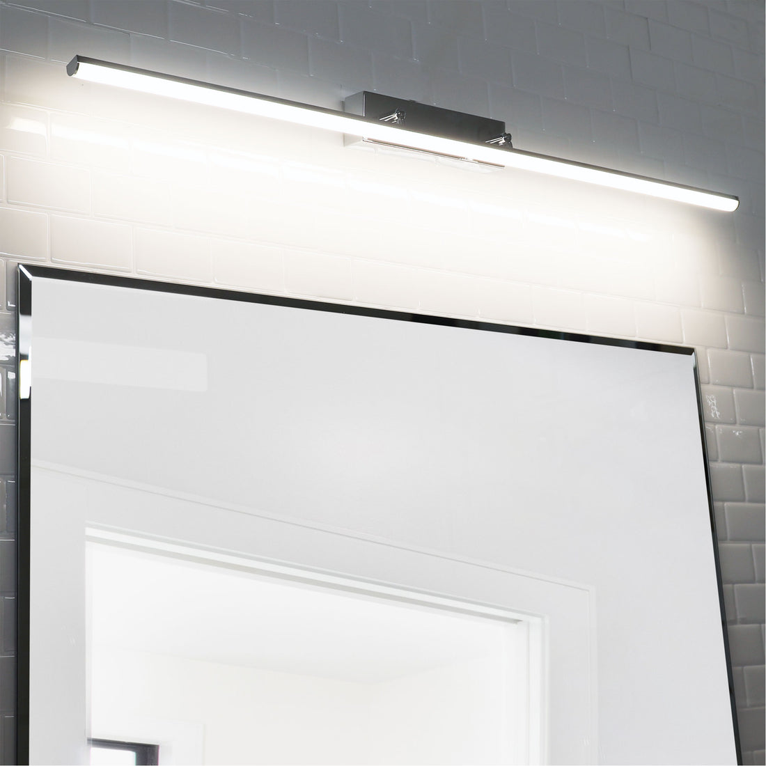 Kari 90 CTS LED Vanity Light Chrome