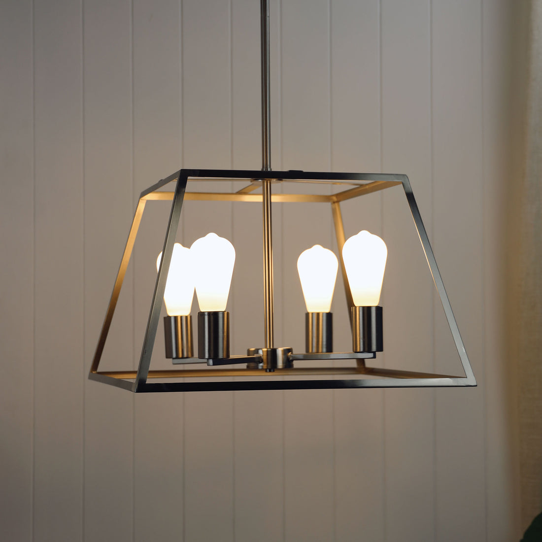 Southport 4 Lits Pendant Light Brushed Chrome