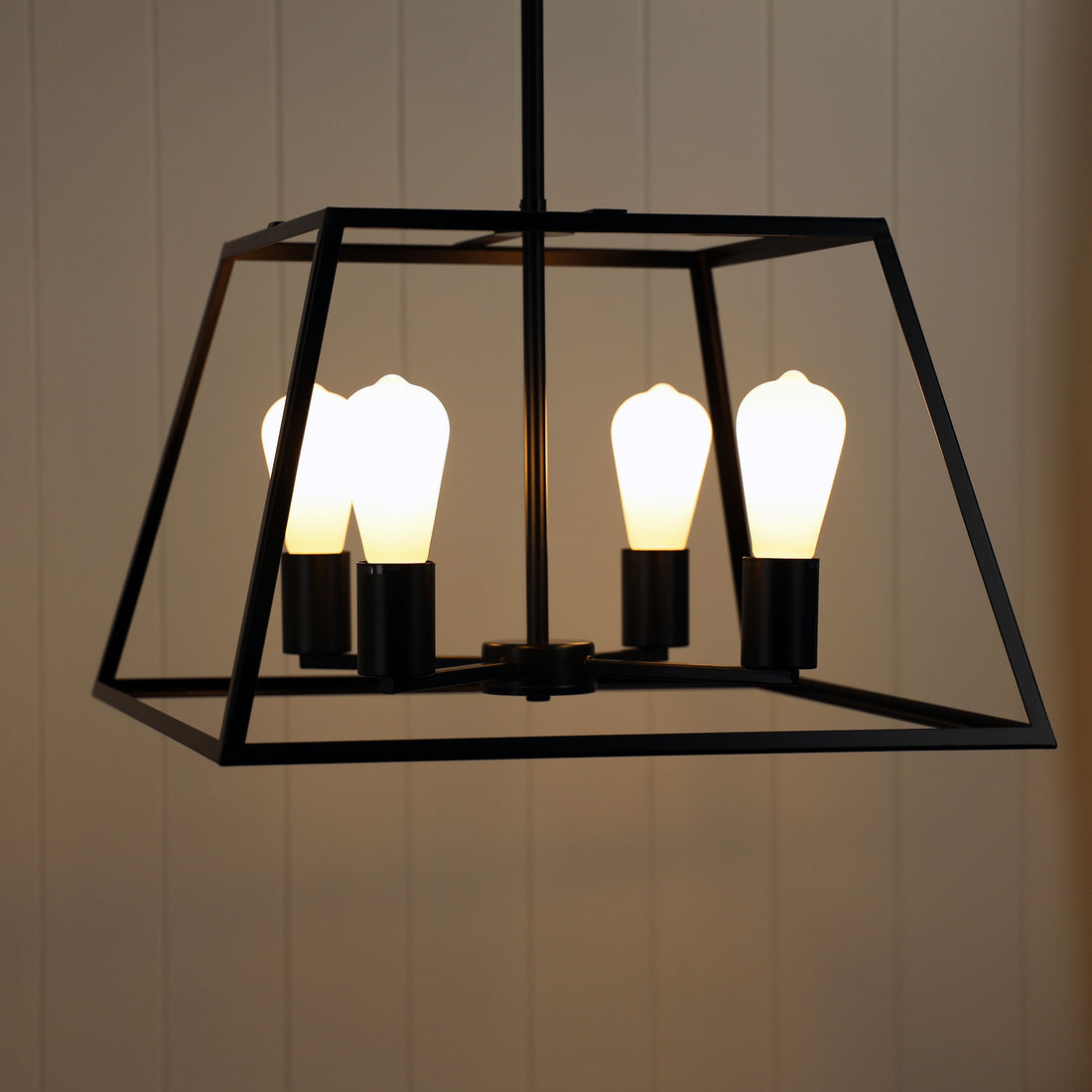 Southport 4 Lits Pendant Light Black